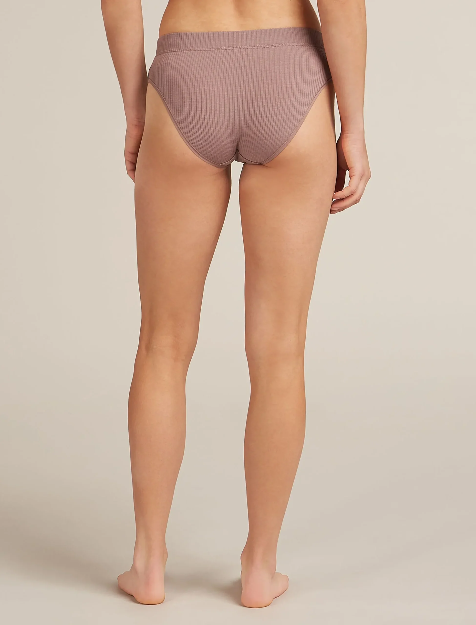 Gerippte Lotus Hipster